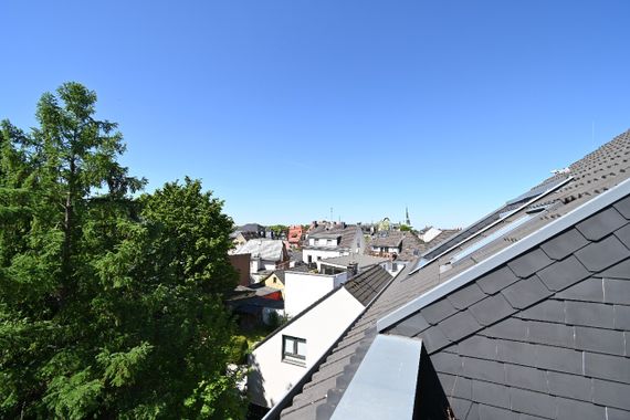 ***** Schöne Maisonette-Wohnung mit dieser  Aussicht ... *****
