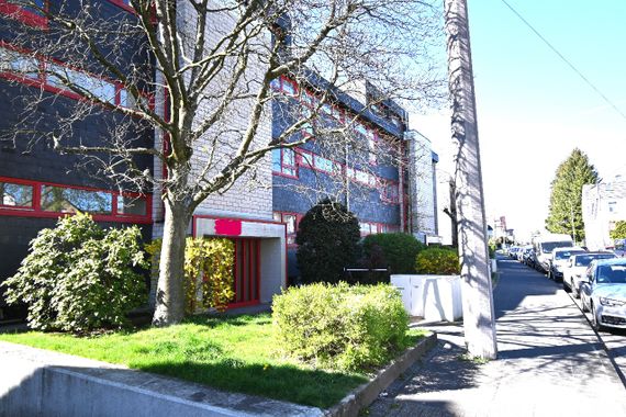 **** Gut geschnittene Erdgeschosswohnung in der Solinger Südstadt....*****